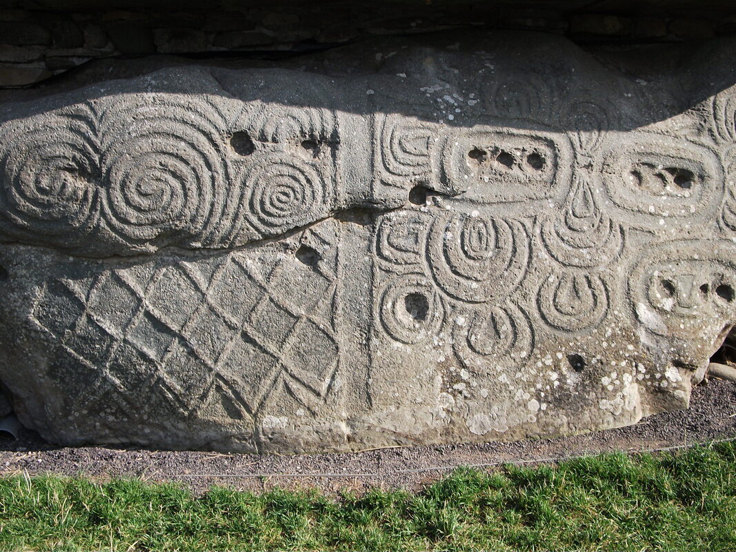 K52 rear stone at Newgrange
